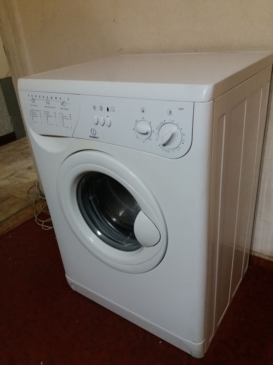 indesit w83