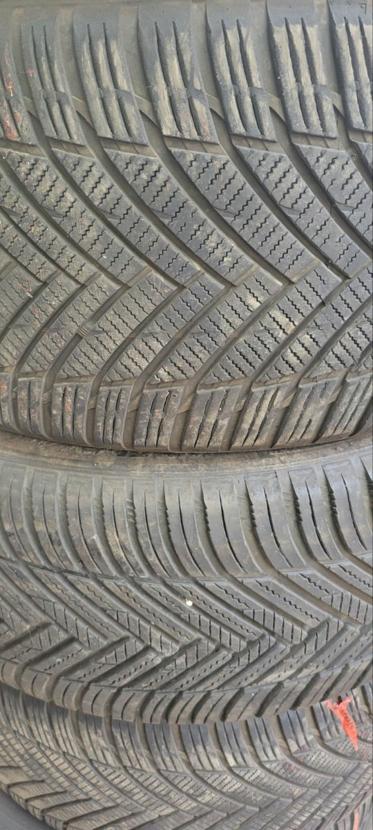 255 40 19  Hankook 1buc. si 2 Minerva 2020 M+S ideale фото 3