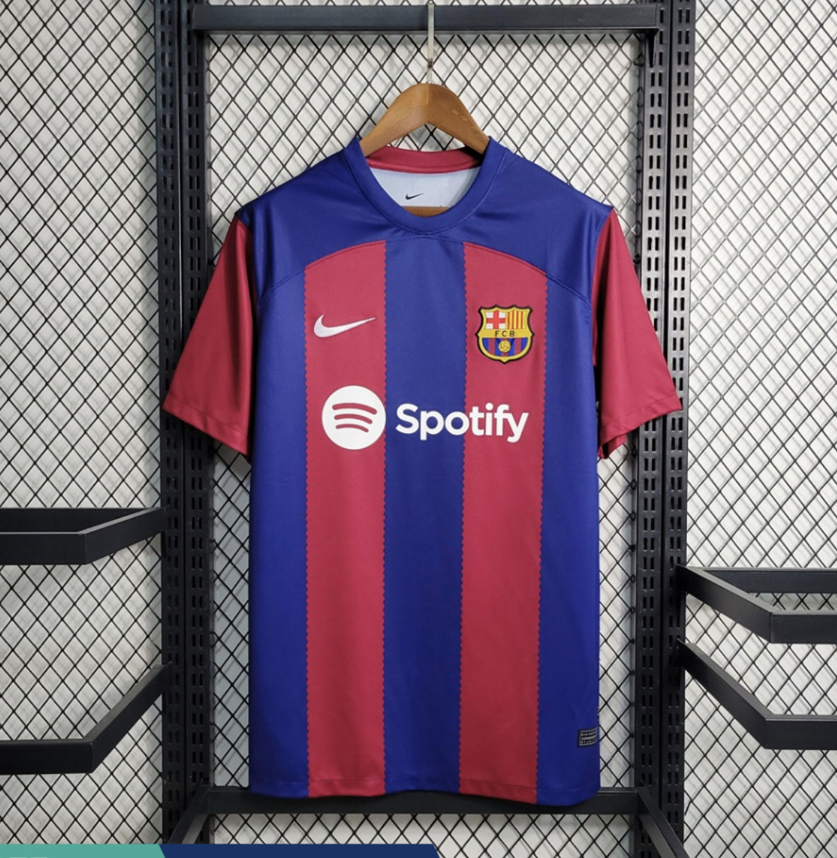 Tricouri de fotbal pentru suporteri // Atom Shop foto 0