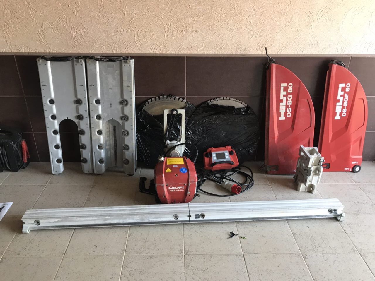 Стенорезная машина hilti