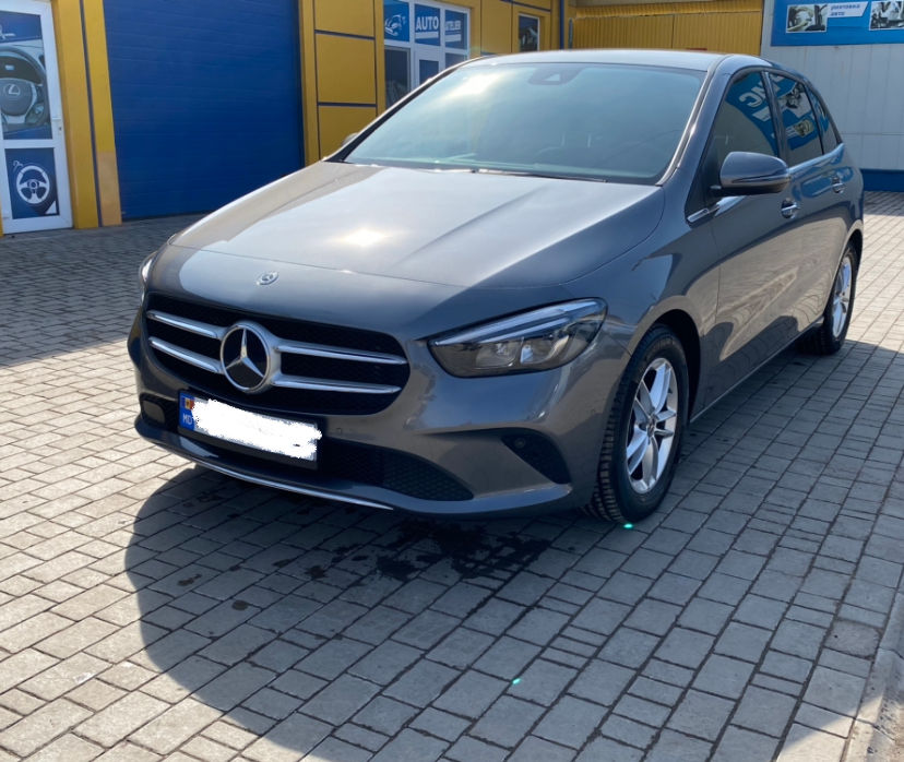 Doua bare de protectie pentru mercedes b clas, w 247. In stare excelenta.  Toate asamblate bara fata foto 8