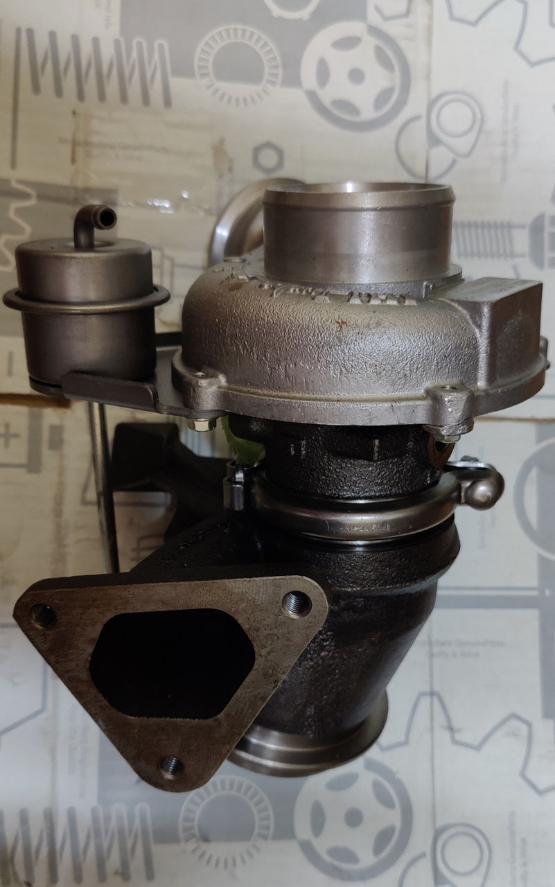 Turbosuflanta , turbină , турбина Mercedes Benz E w211 , E w212, Sprinter 2.2 CDI motor OM646. Nouă! фото 2