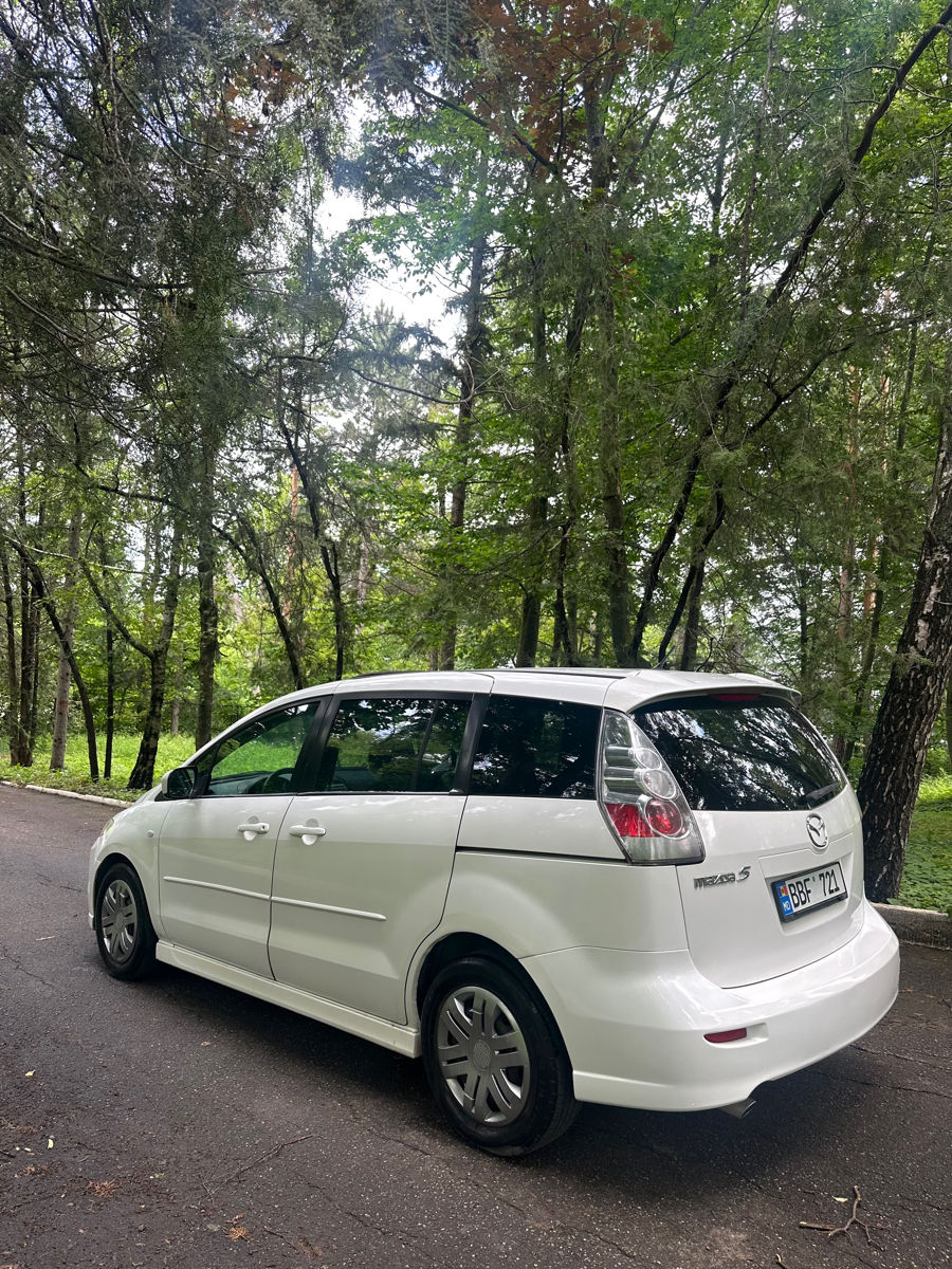 Mazda 5 фото 3