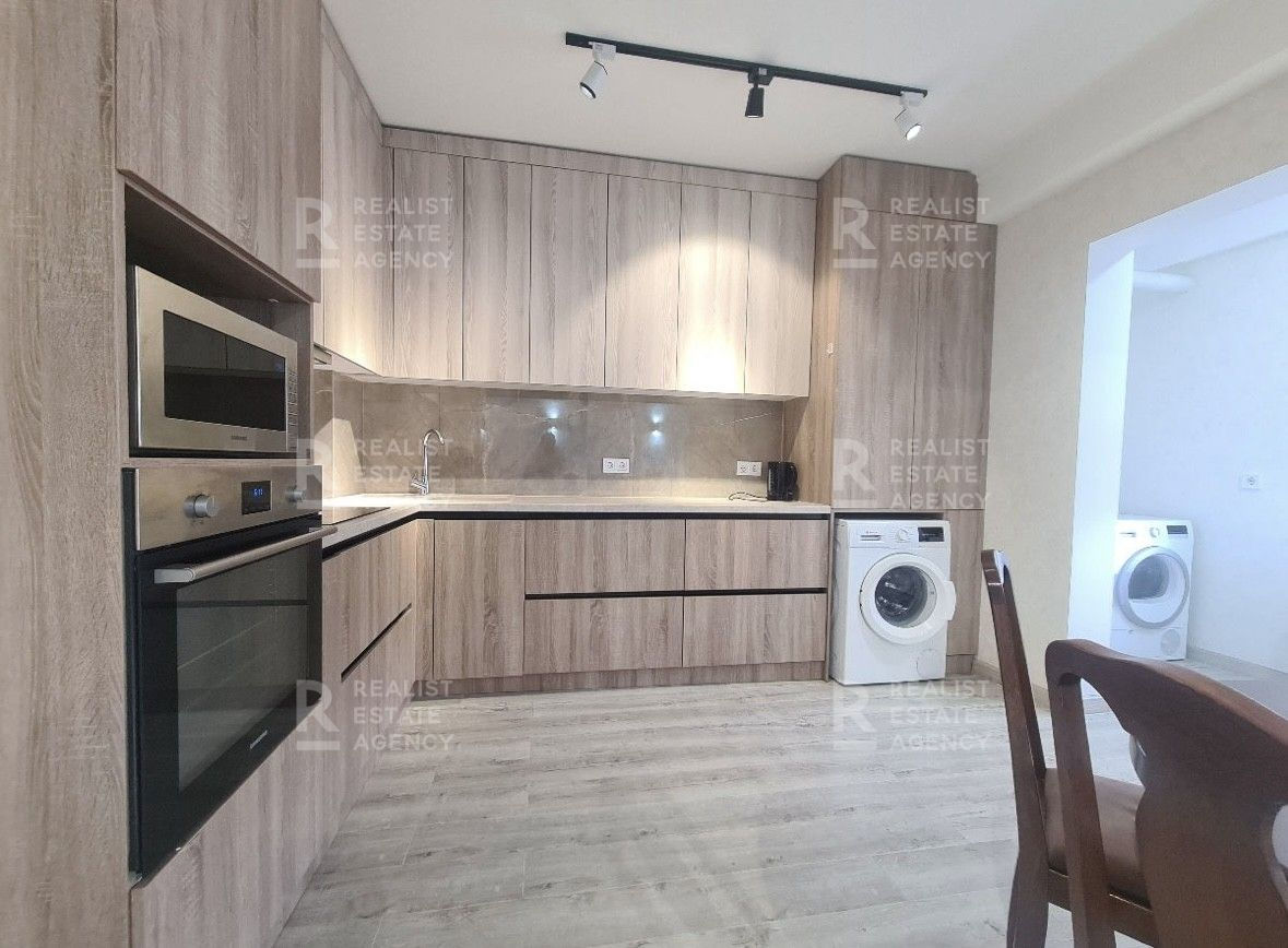 Apartament cu 1 cameră, 60 m², Centru, Chișinău foto 0