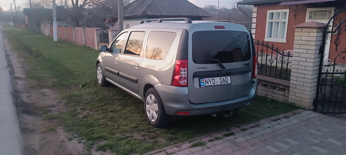 Dacia Logan foto 4