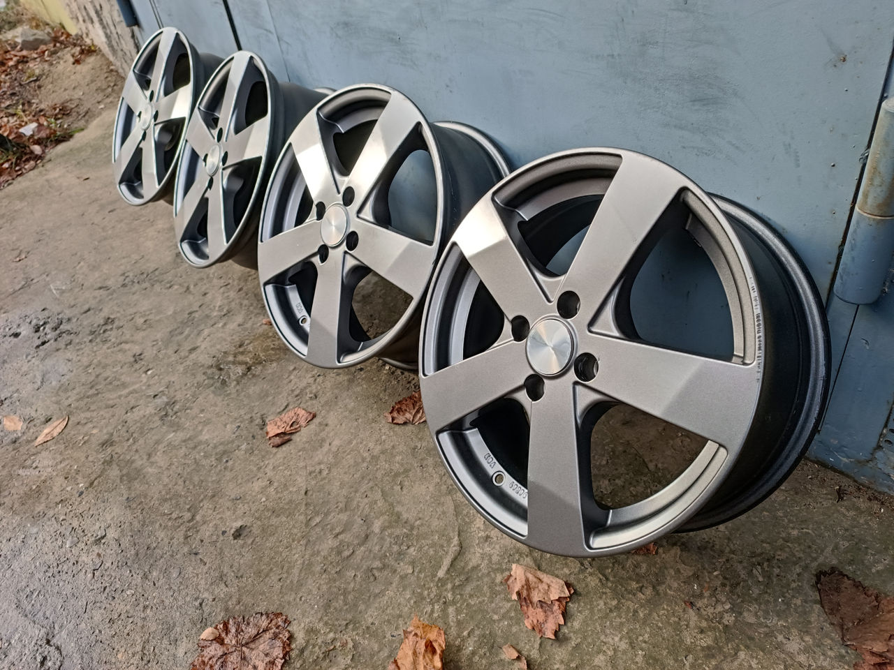 4x100 R16