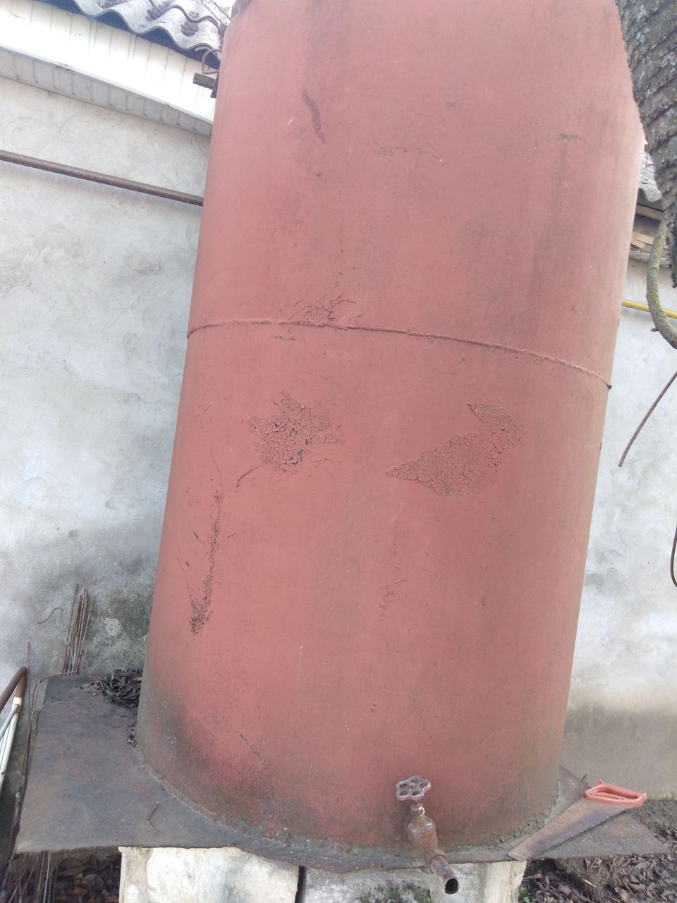 se vende tisterna  de metal cu robinet desupt pentru udat sau pentru alte lucrur фото 0