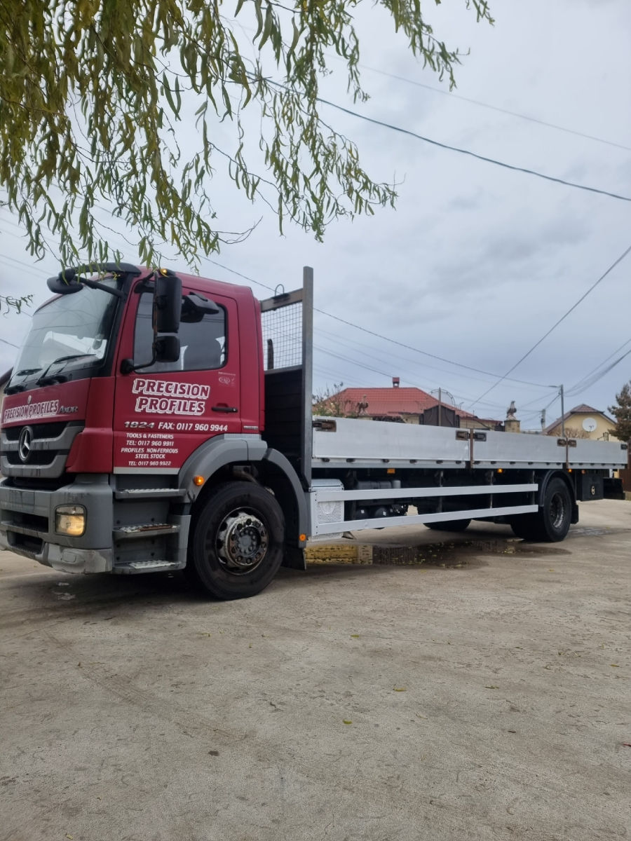 Mercedes Mercedes Аxor 18.24 foto 0