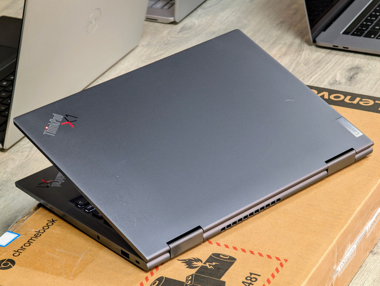 Ноутбук Lenovo ThinkPad X1 Yoga Gen 6 Touch (Core i5 1135G7/8Gb DDR4/512Gb NVMe SSD/14" FHD+ IPS) фото 12