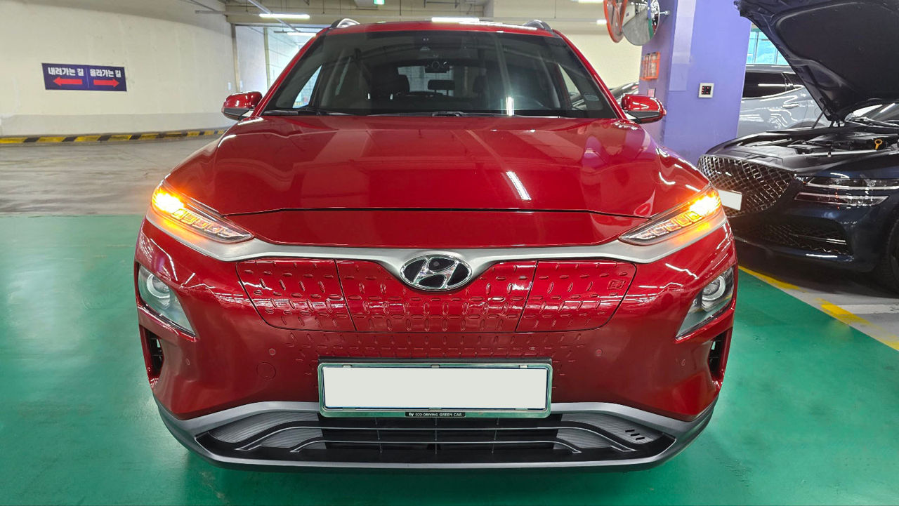 Hyundai Kona foto 1