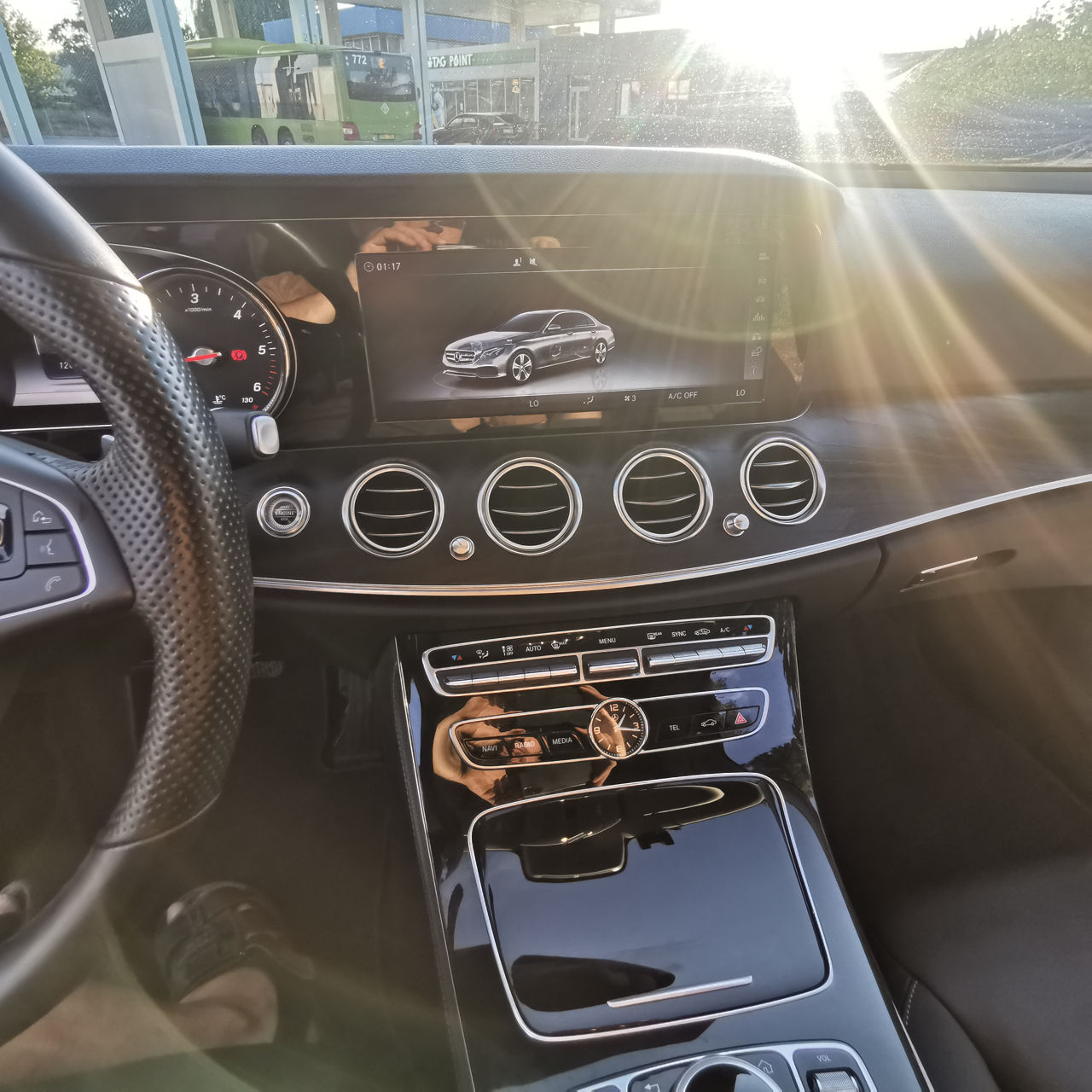 Mercedes E-Class foto 17