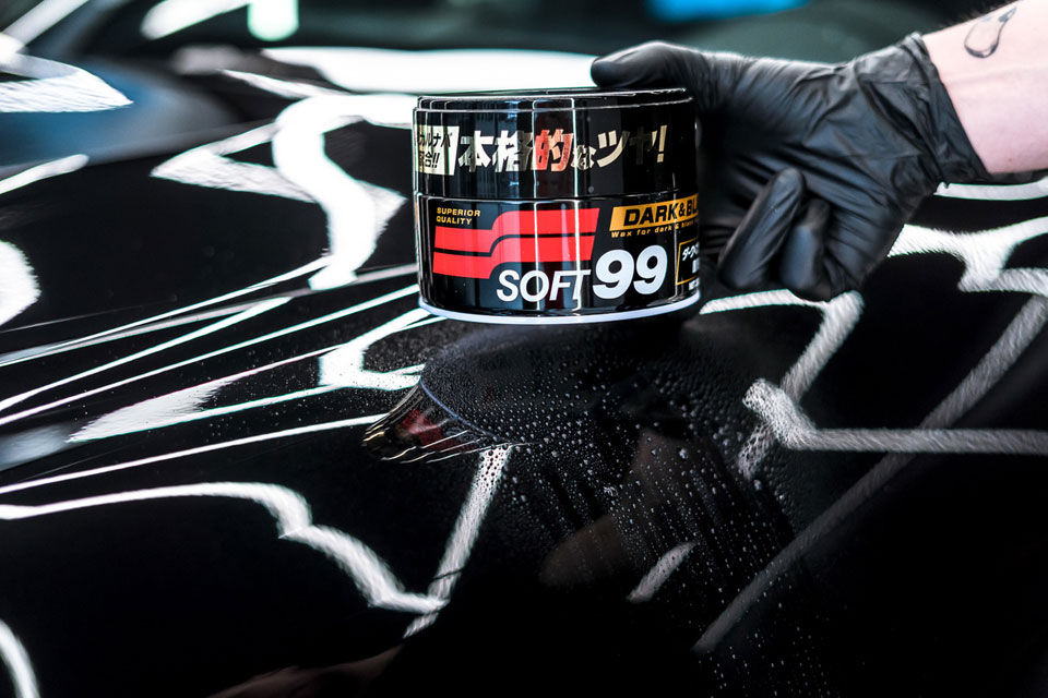 Ceara auto solida Dark & Black Soft99 Wax foto 4