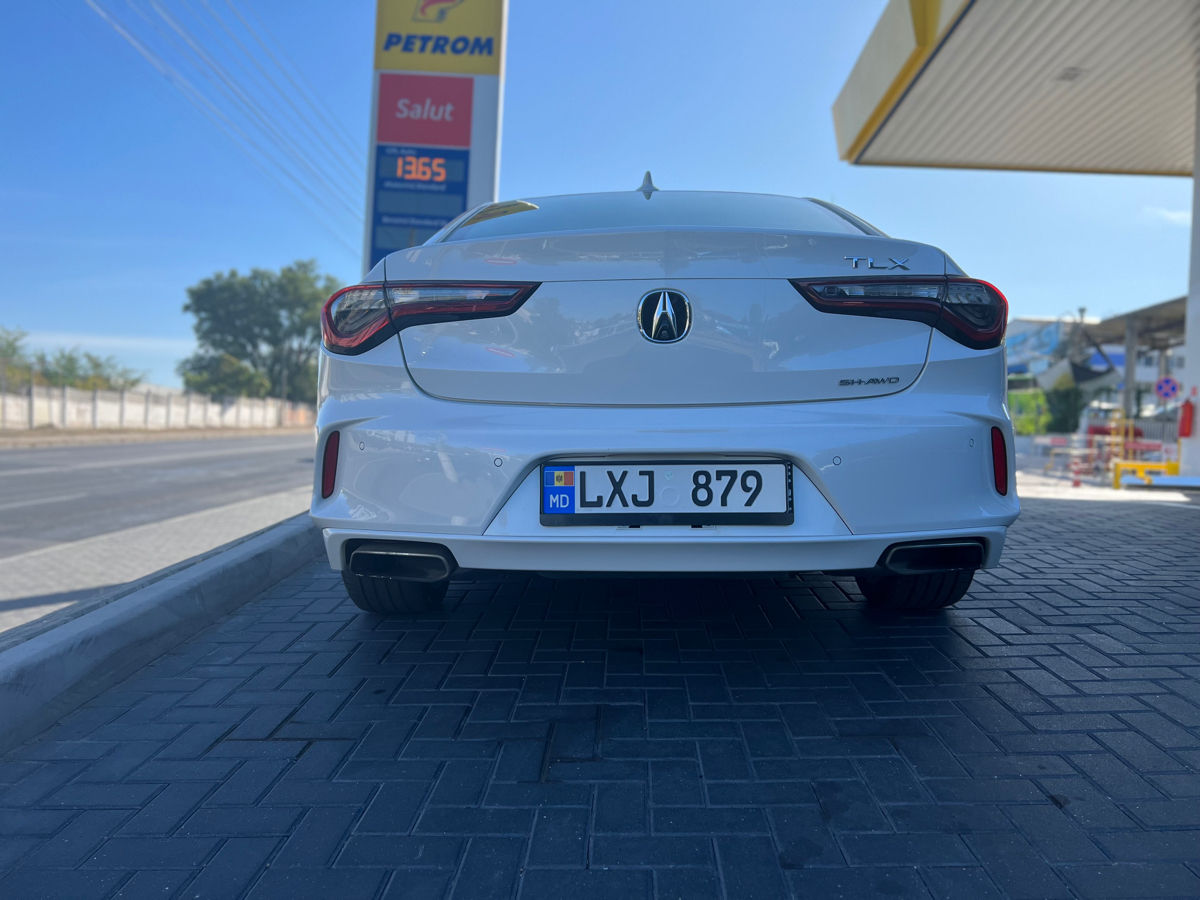 Acura TLX foto 10