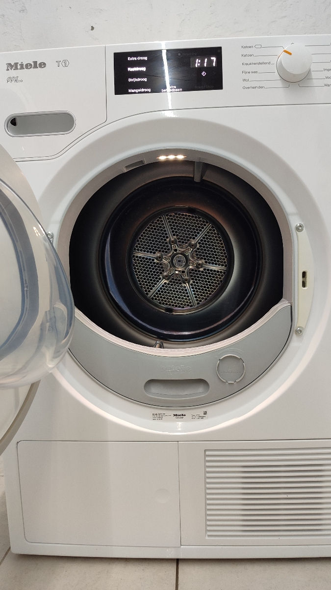 Сушильная машина Miele T1 фото 7