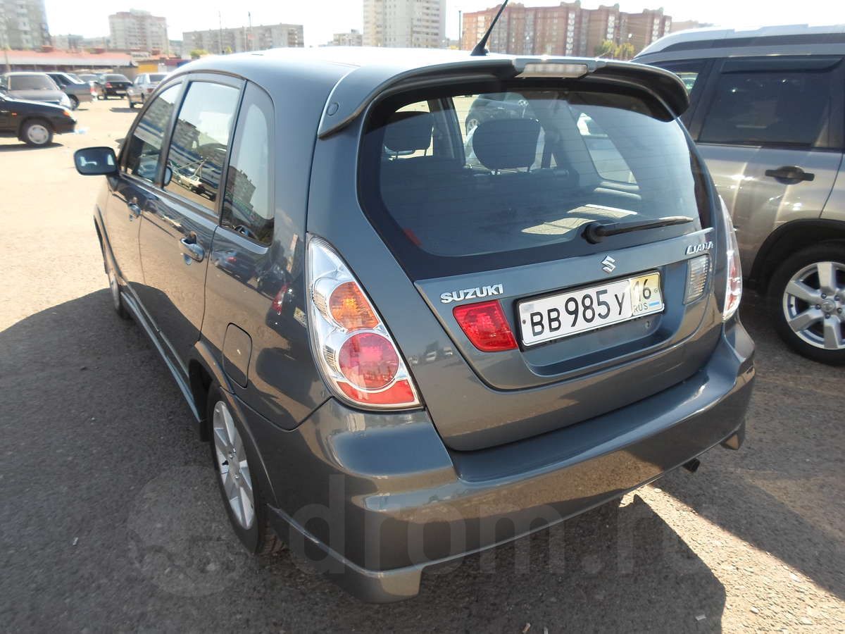 Suzuki Liana foto 0