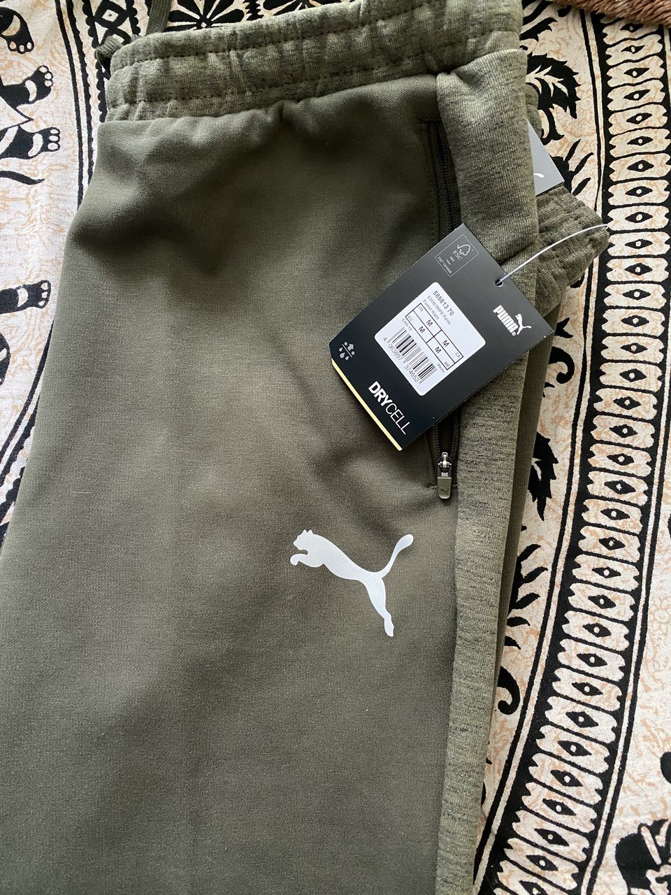 Puma новые спортивные штаны
