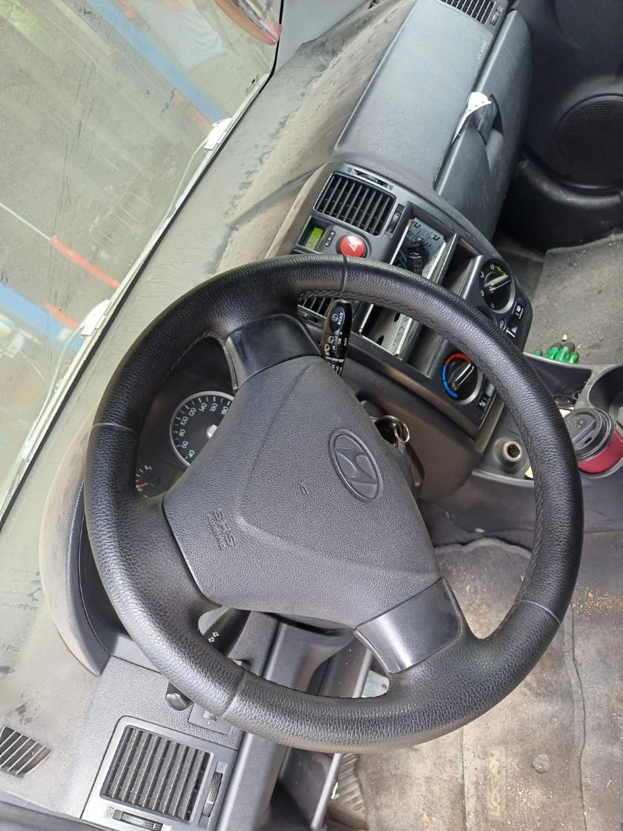 Dezmembrare Hyundai Getz 1.1i. 2006 foto 3