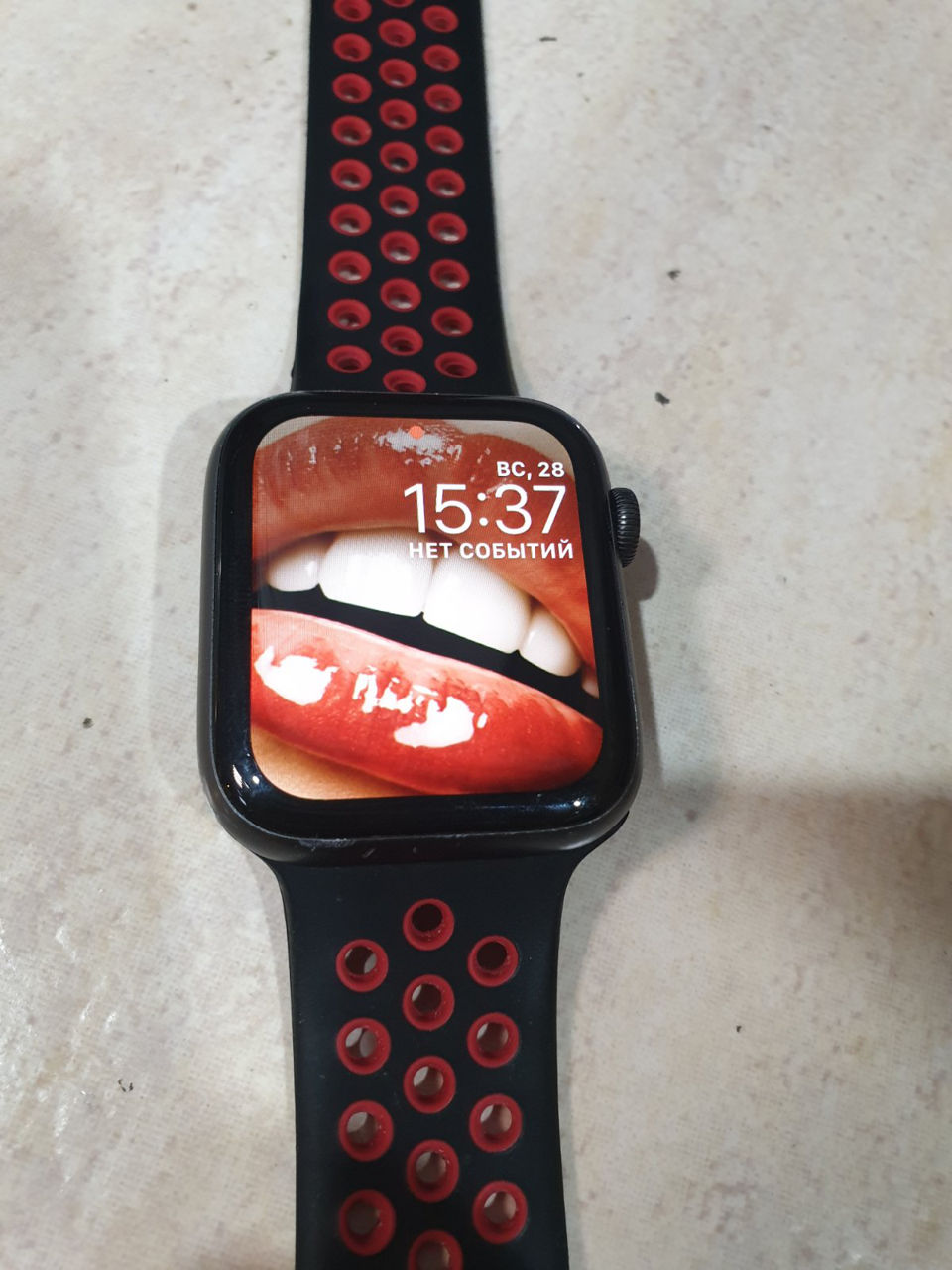 Смарт часы apple watch 4 44 mm 2800 lei