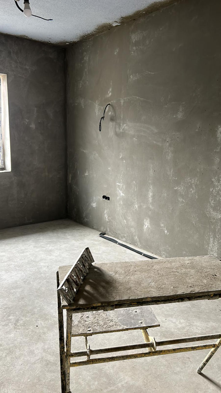 Механизированная штукатурка. Tencuiala mecanizata . Interior si exterior. foto 1