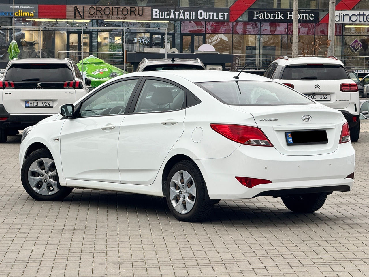 Hyundai Solaris foto 4