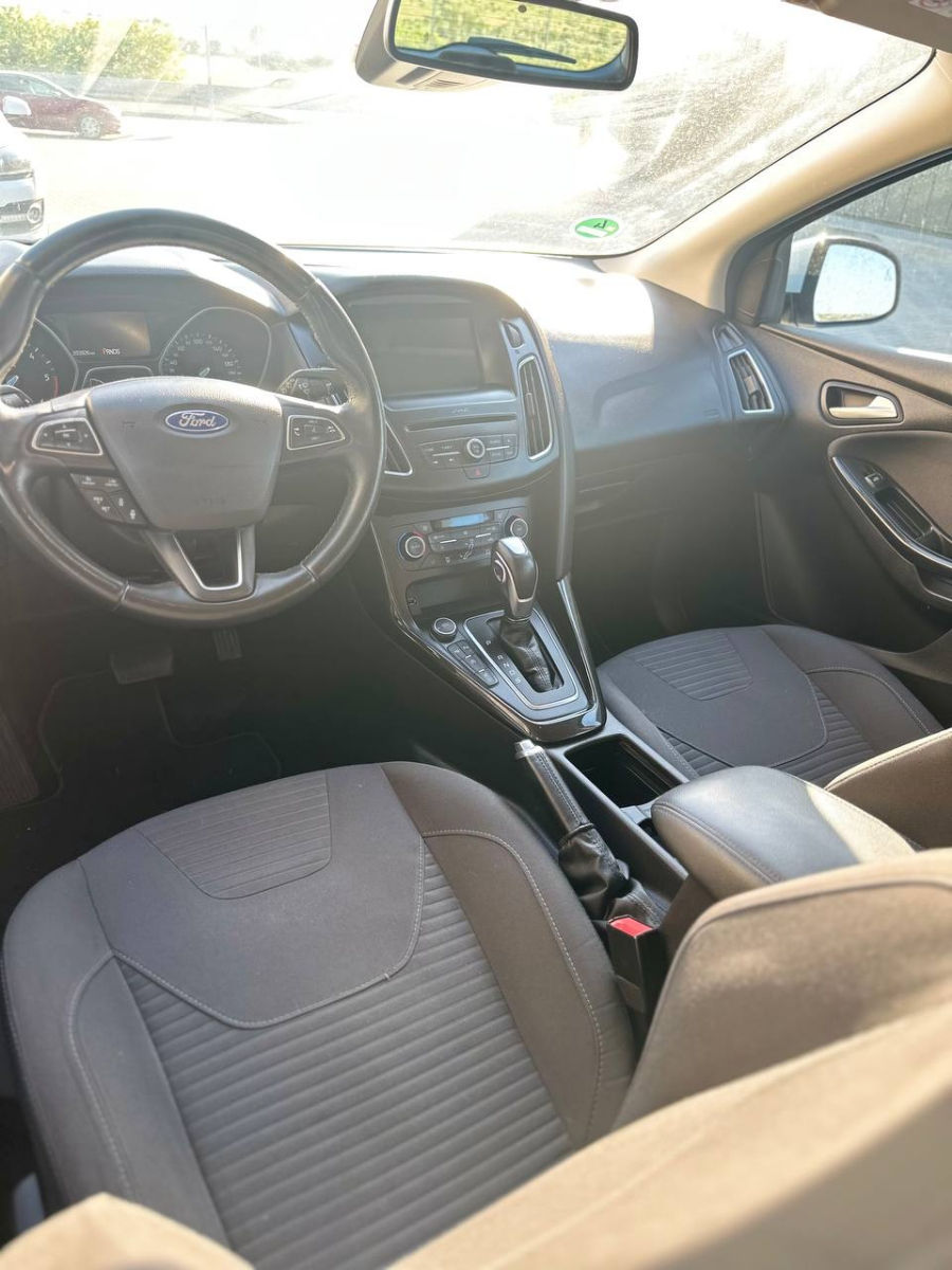 Ford Focus foto 8