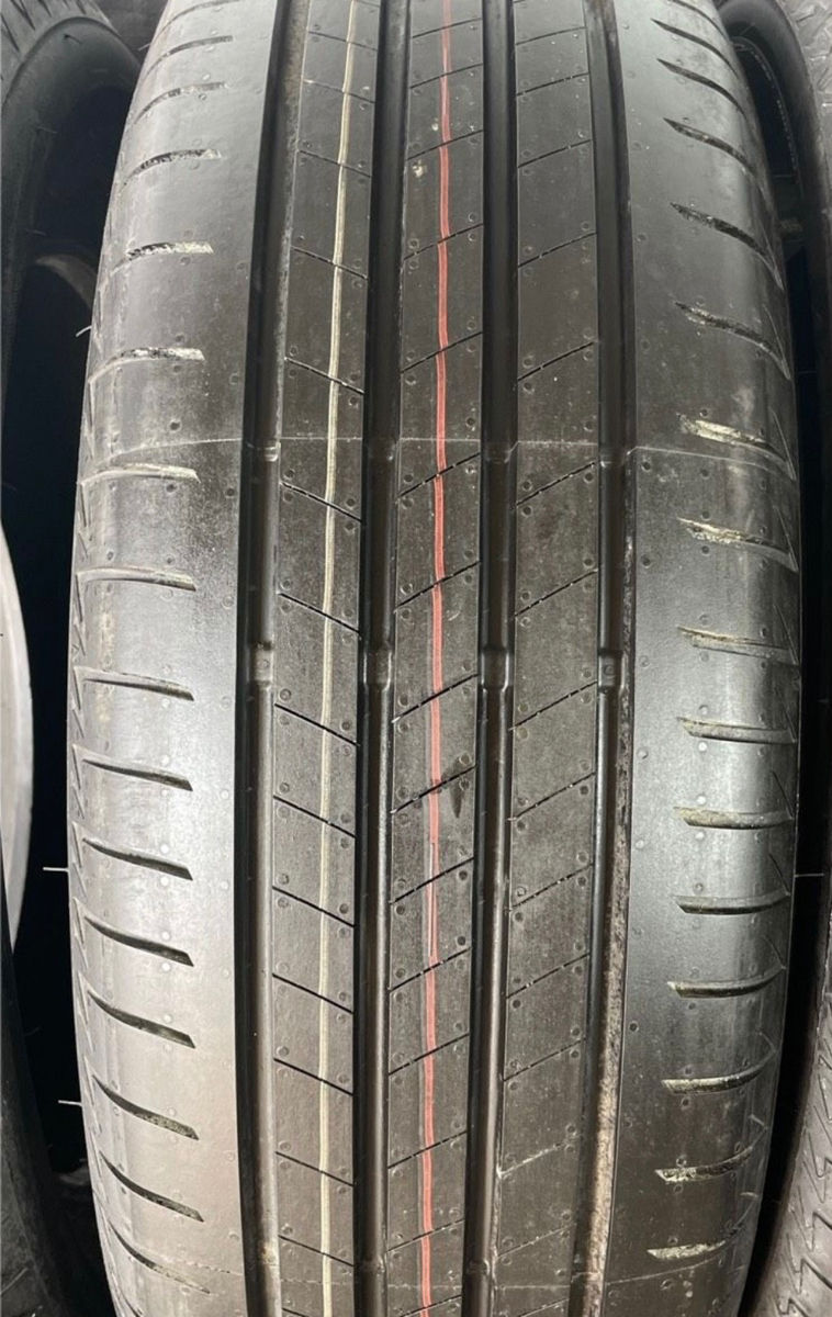 Bridgestone New 215/60/r17 foto 1