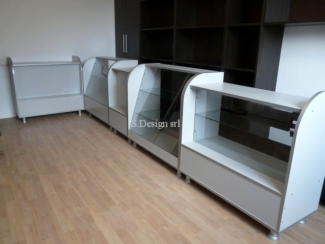 Vitrine pentru magazin. Витрины для магазина