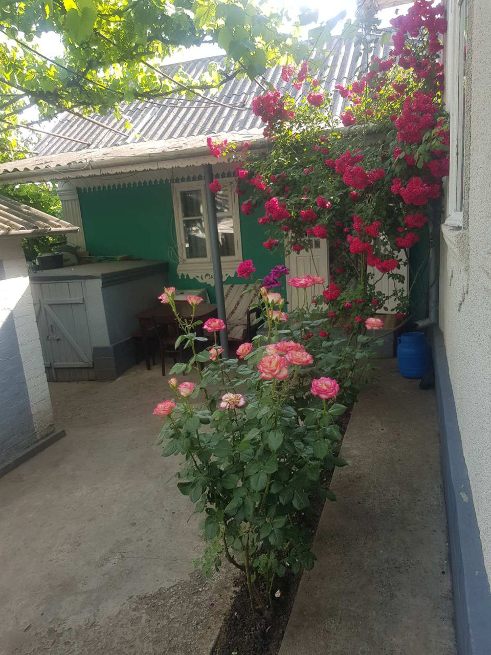 Vind casa buna sau schimb + lot de constructii in or.Glodeni. фото 6