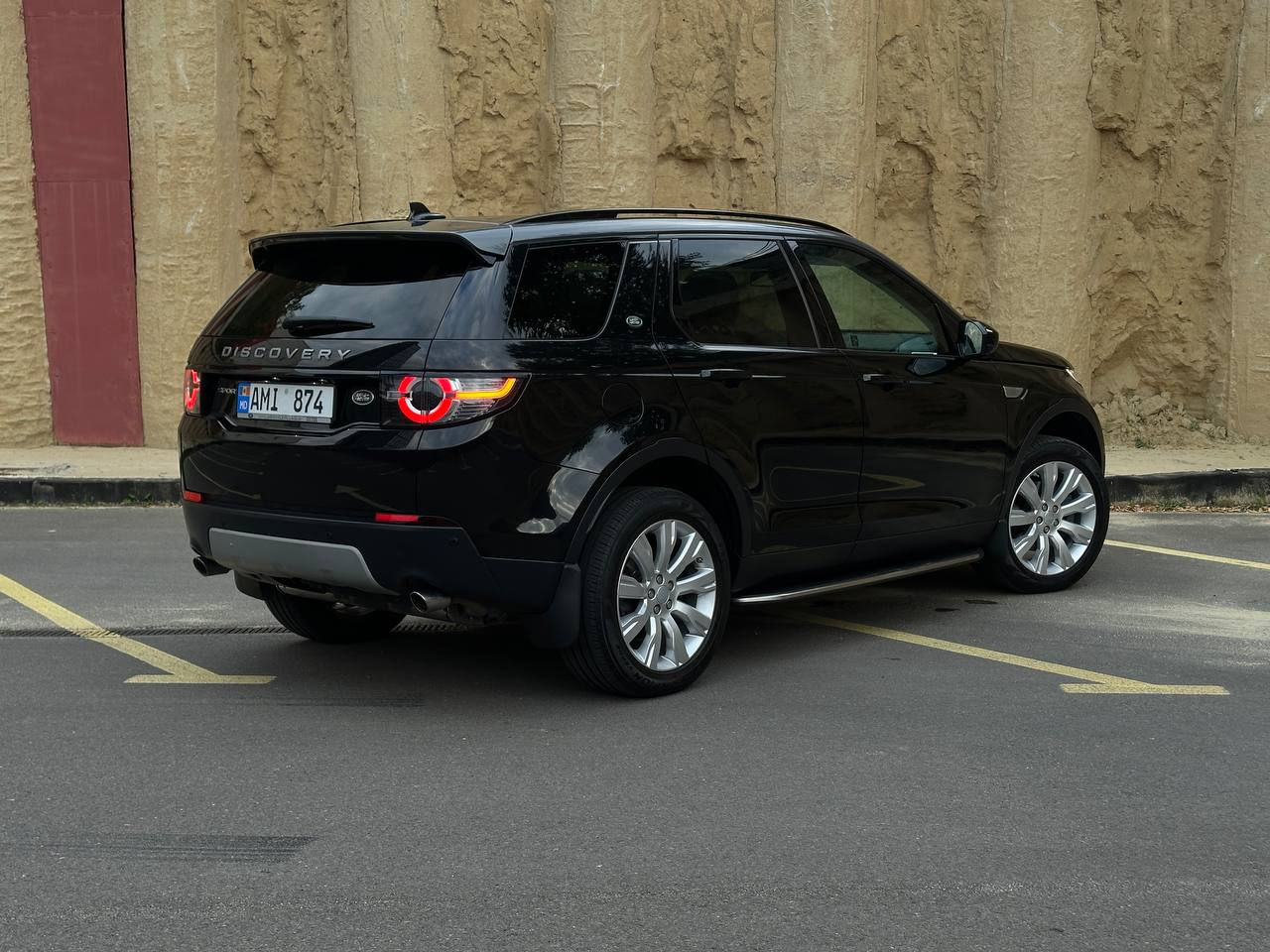 Land Rover Discovery Sport foto 1