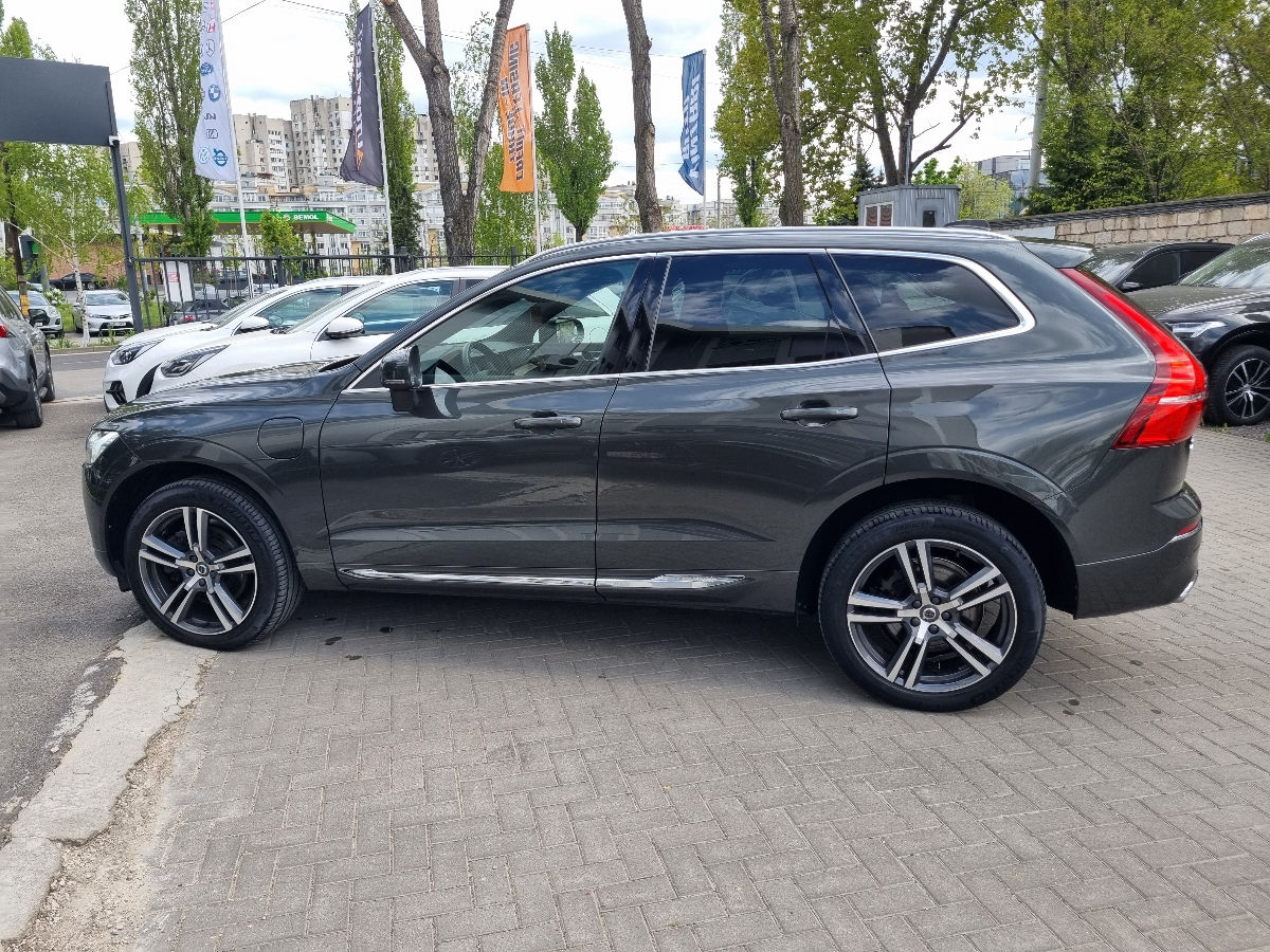 Volvo XC60 2020 photo 8