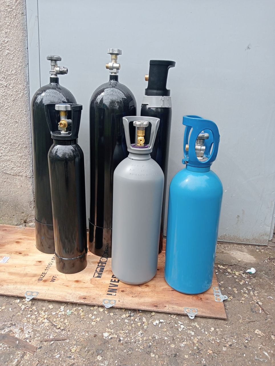 Баллоны, балон, углекислотные...balon, butelii, co2, argon, кислород ,аргонны, редукторы, oxigien foto 0