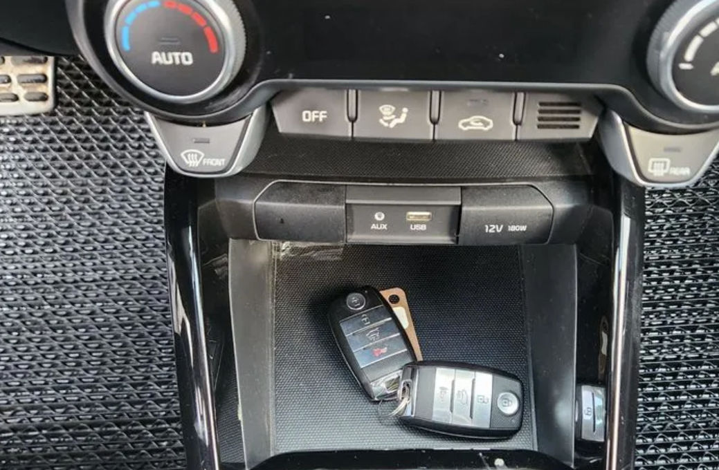 KIA Stonic foto 9