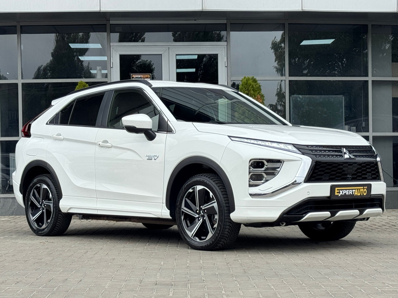 Mitsubishi Eclipse Cross — fotografia 3