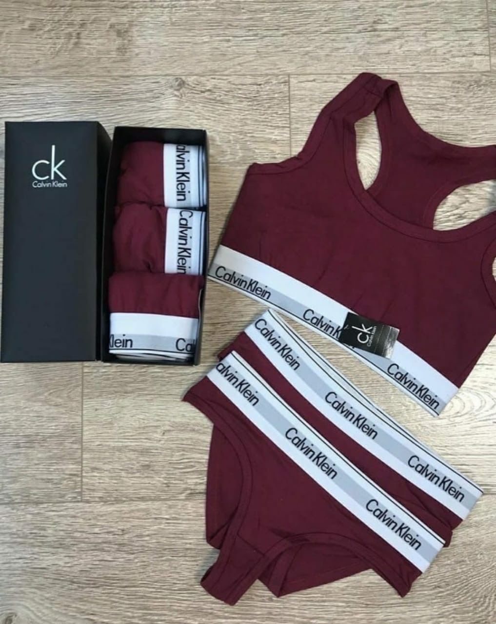 Seturi Calvin Klein! Cadou/ подарок! фото 2