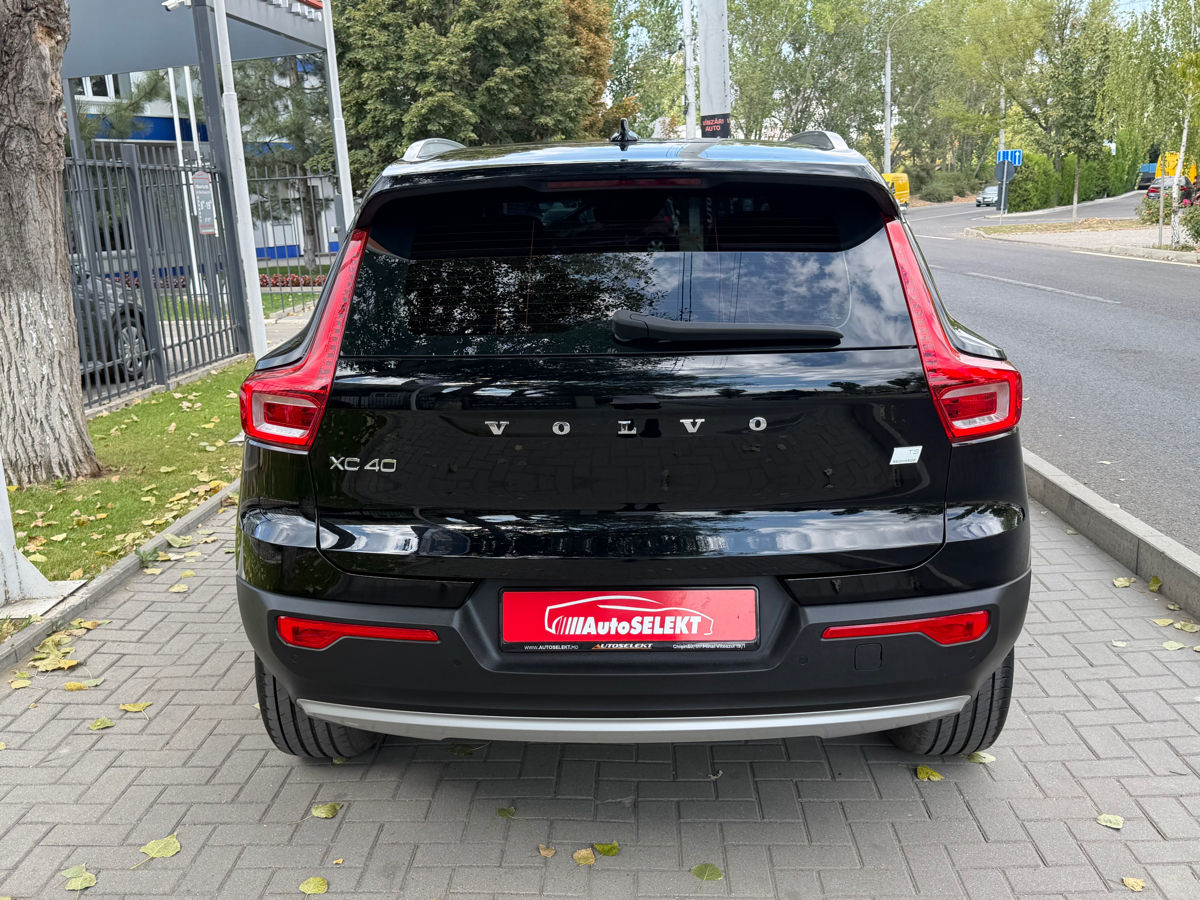 Volvo XC60 2021 photo 6