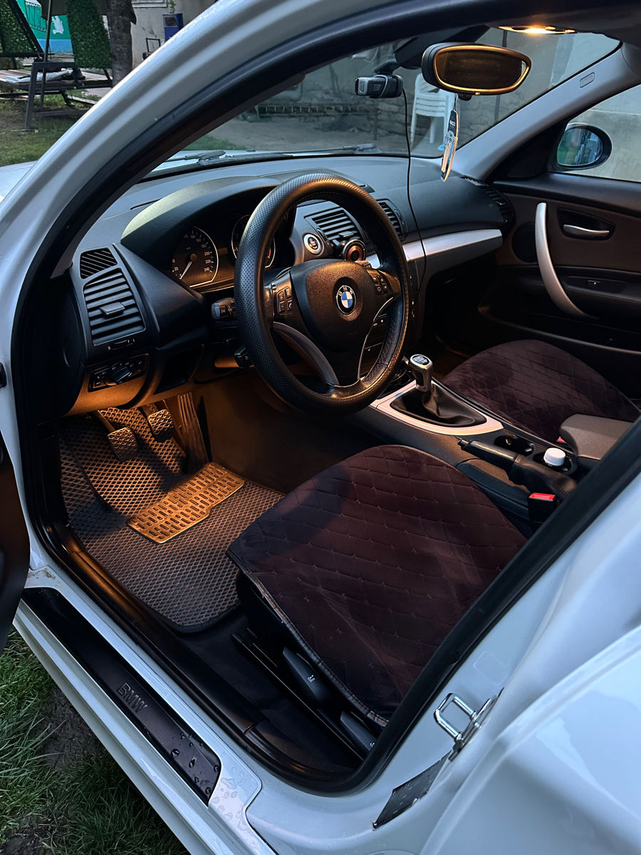 BMW 1 Series фото 6