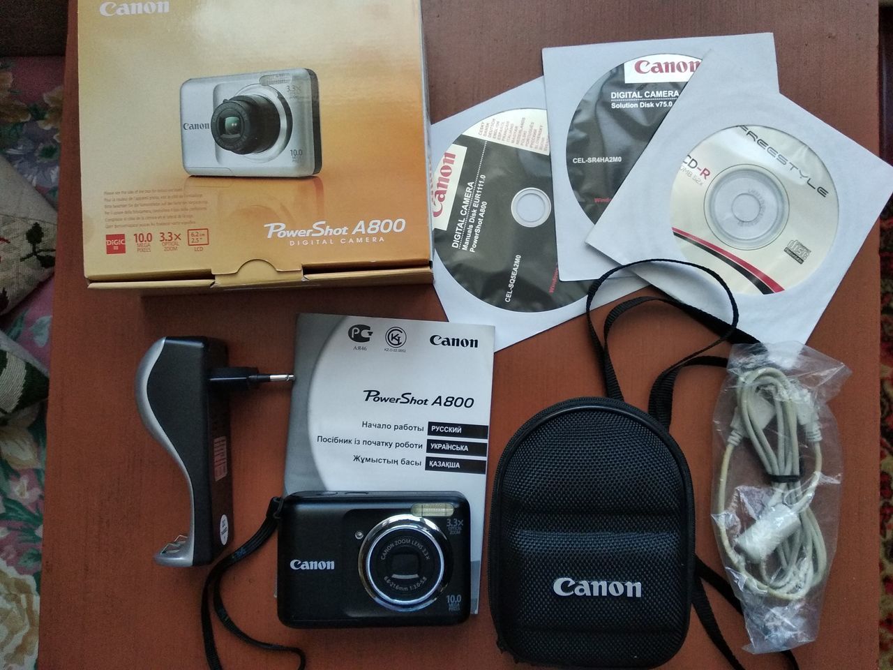 Canon Powershot A800 новый. Отличный фотоаппарат для начинающего фотографа!