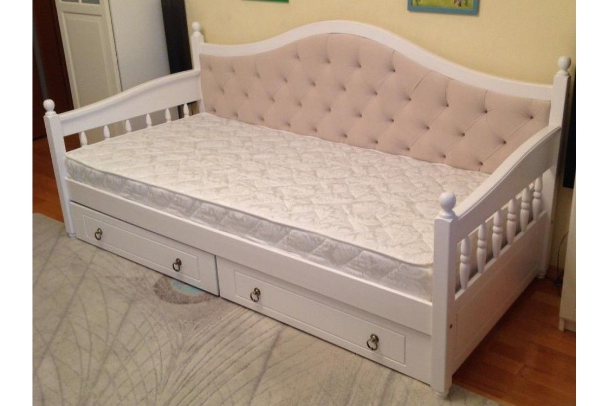 Кровати двухъярусные . Шкафы. парты. mobilier pentru copii.