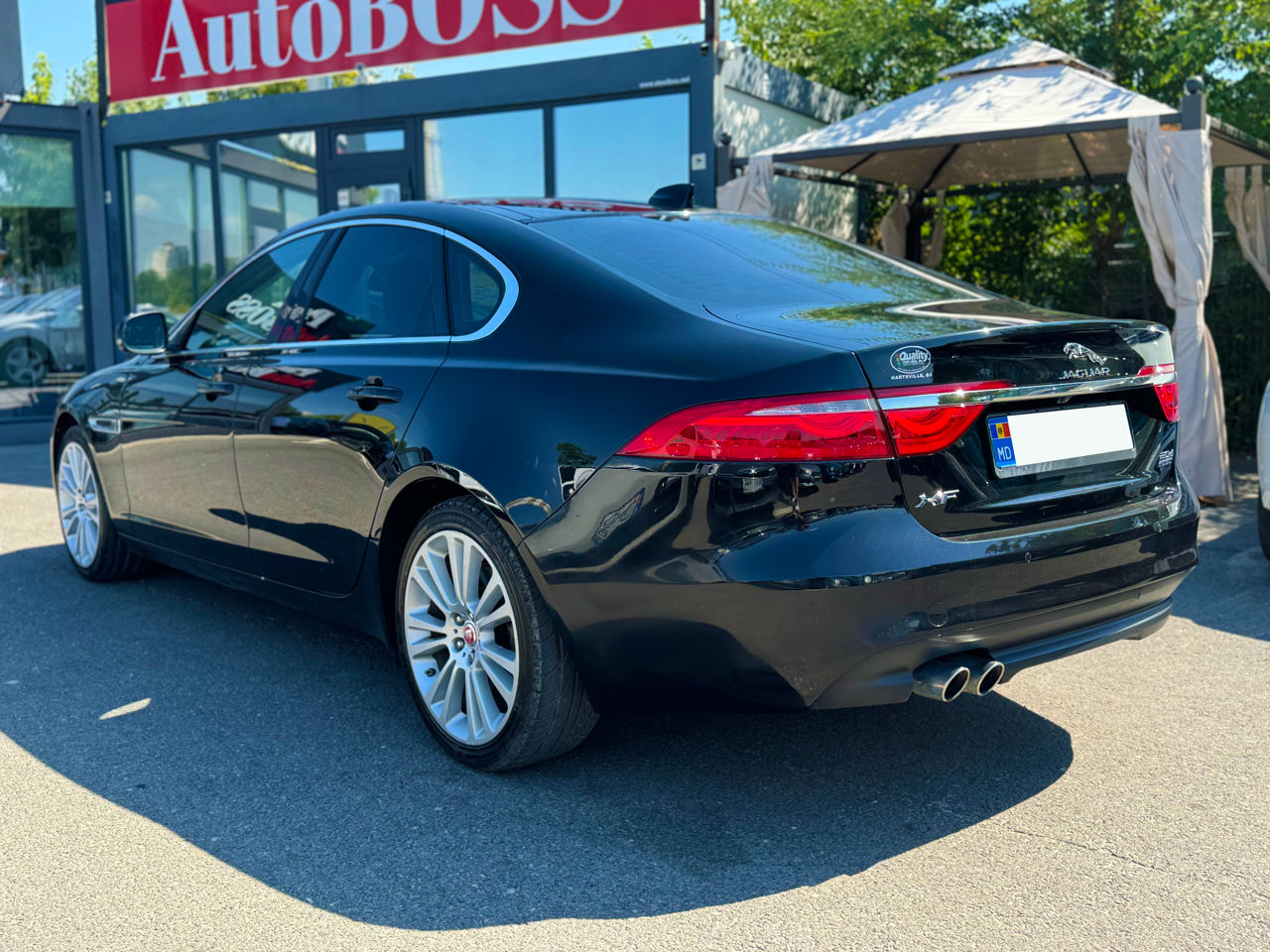 Jaguar XF foto 7