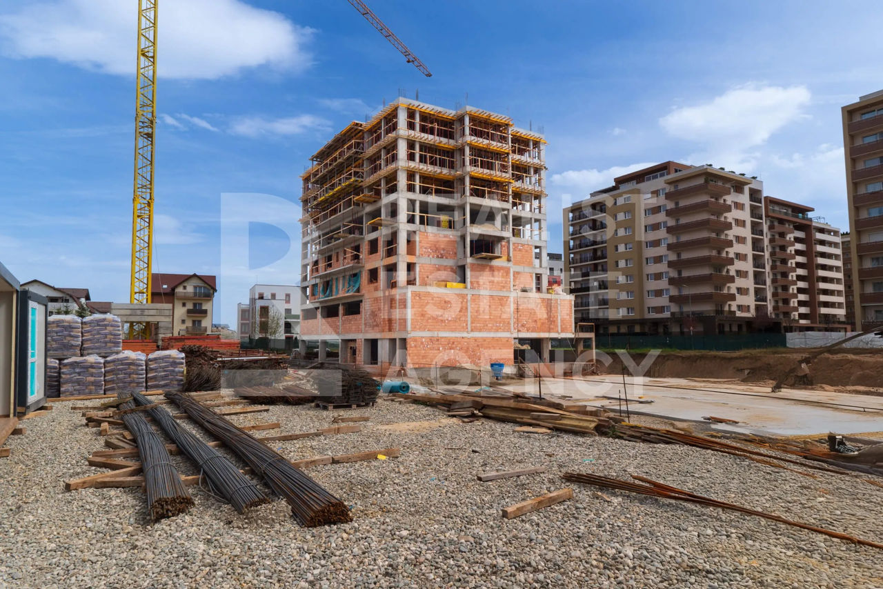 Apartament cu 3 camere de vânzare, Brașov foto 5