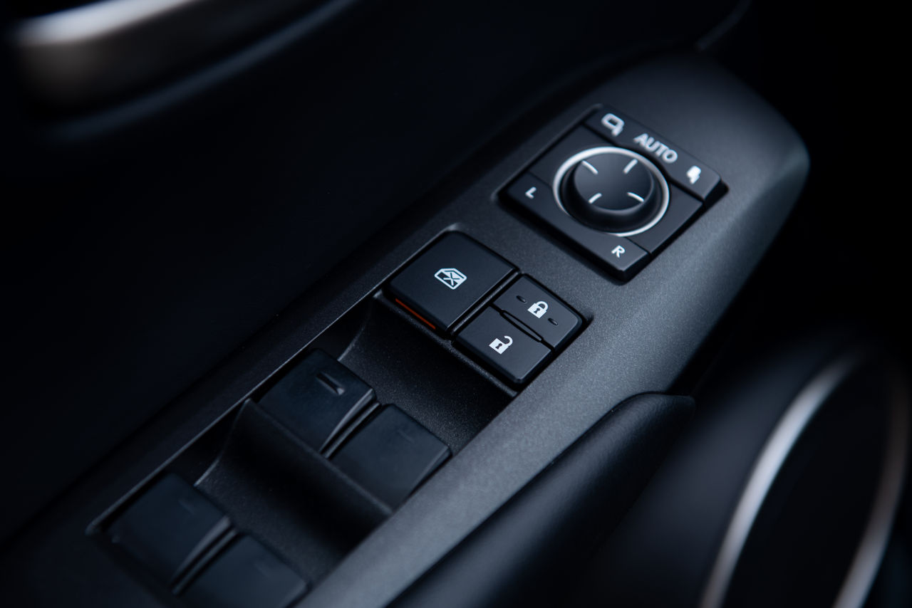 Lexus NX Series фото 12