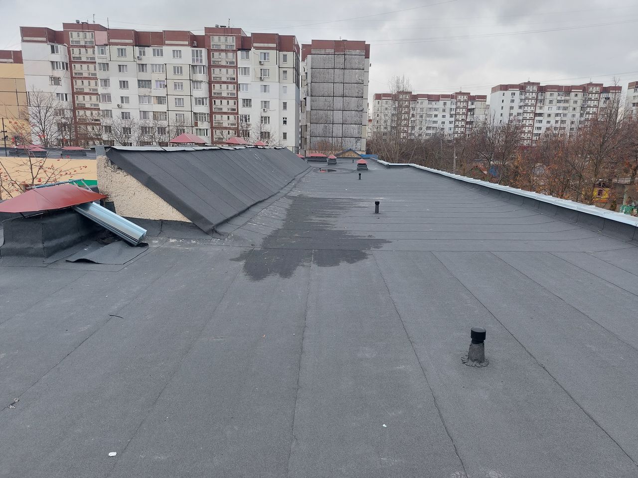 Reparația acoperișului plat cu membrane bituminoase foto 12