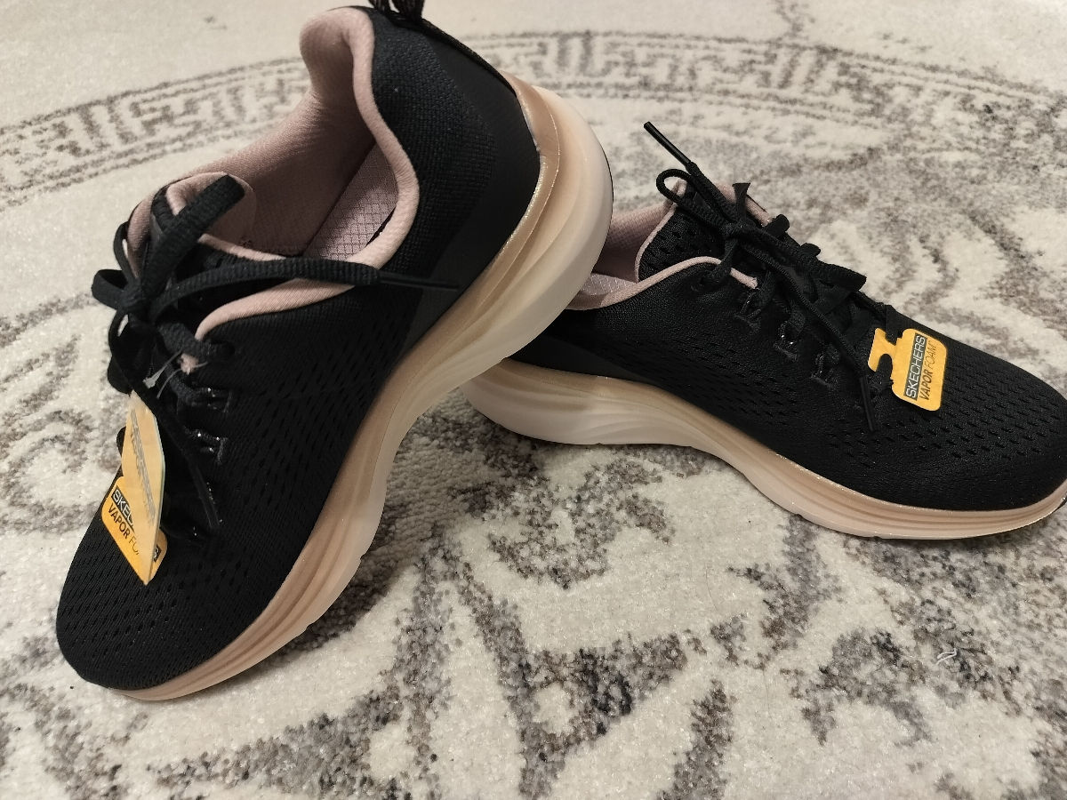 Adidași dama. Skechers vapor foam foto 1