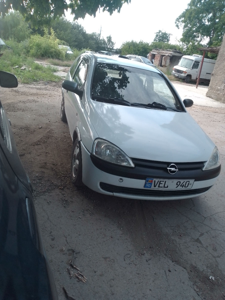 Opel Corsa foto 2