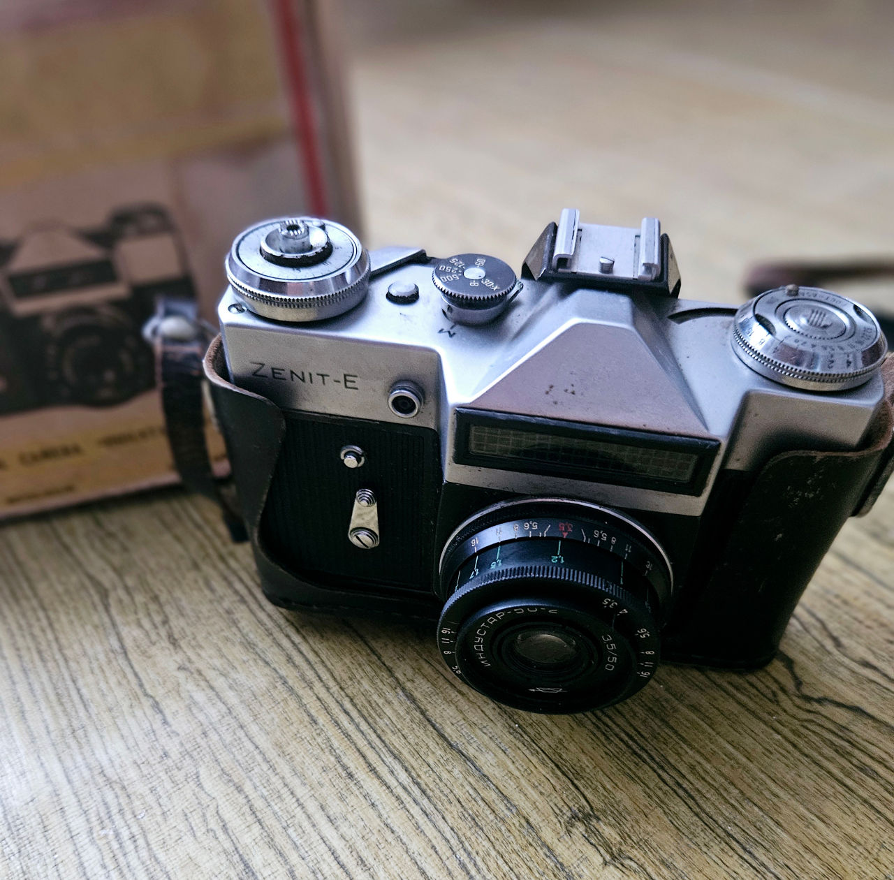 Vanzare aparat foto Zenit-E si accesorii foto 1