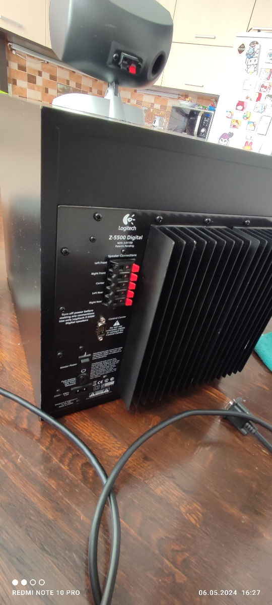 Logitech z5500 foto 5