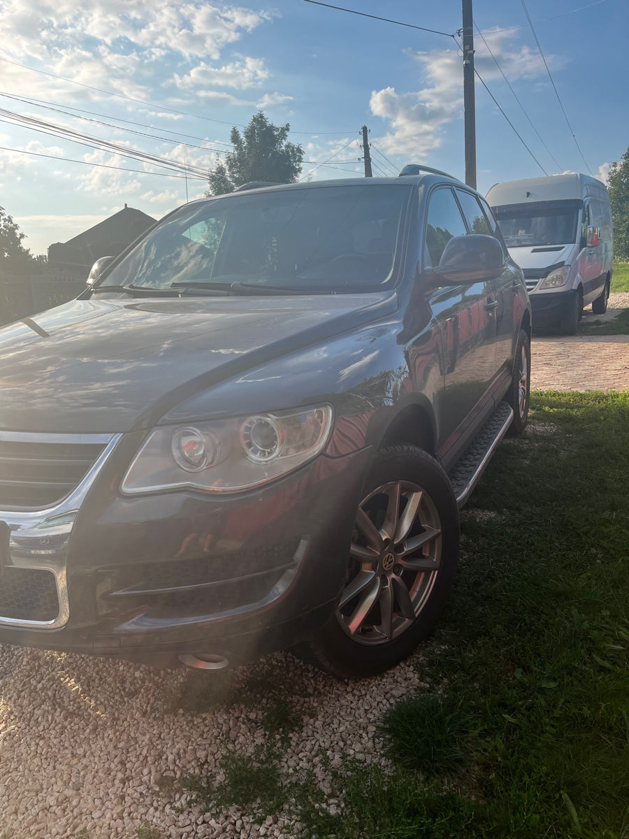 Volkswagen Touareg foto 2