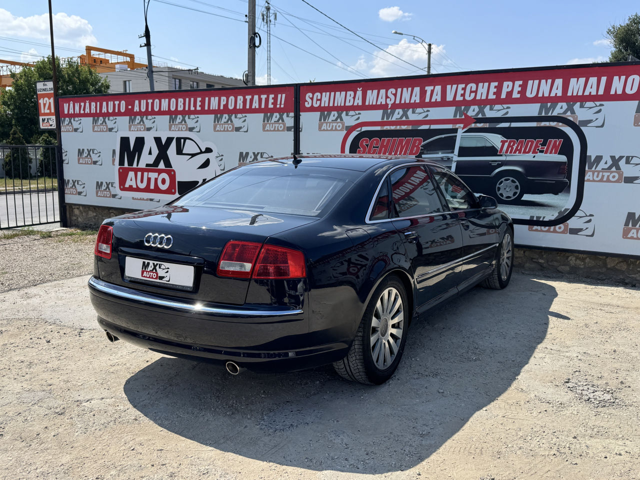Audi A8