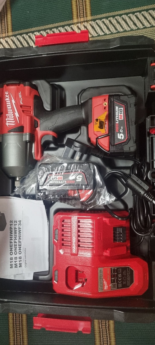 Гайковёрт  milwaukee m18 onefhiwf 12 (brushles) фото 2