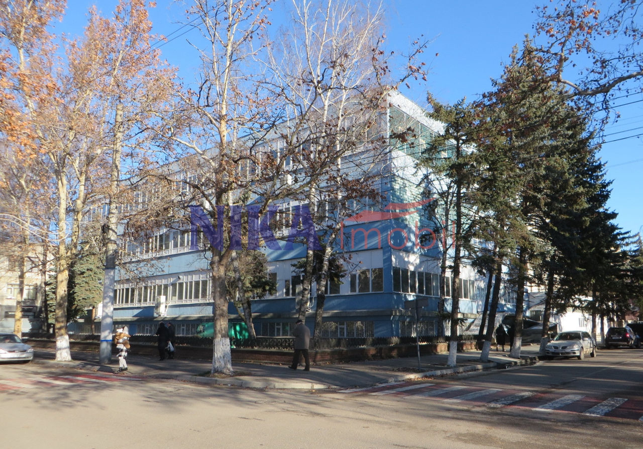 Soroca, Independenței 75/4 foto 1